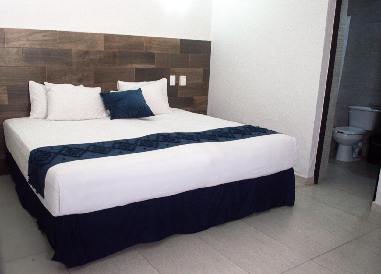 Hotel Juarez 70 Colima Chambre photo
