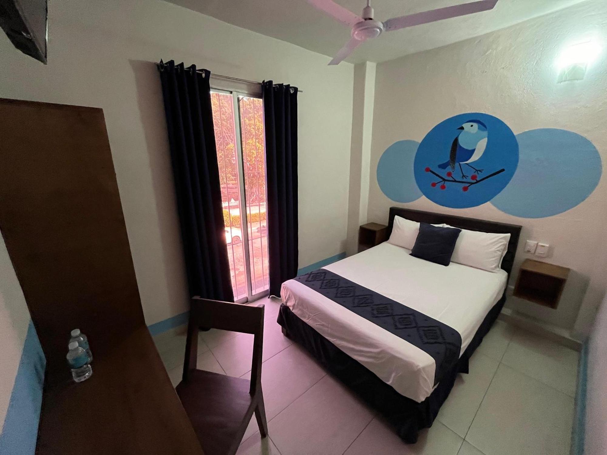 Hotel Juarez 70 Colima Extérieur photo