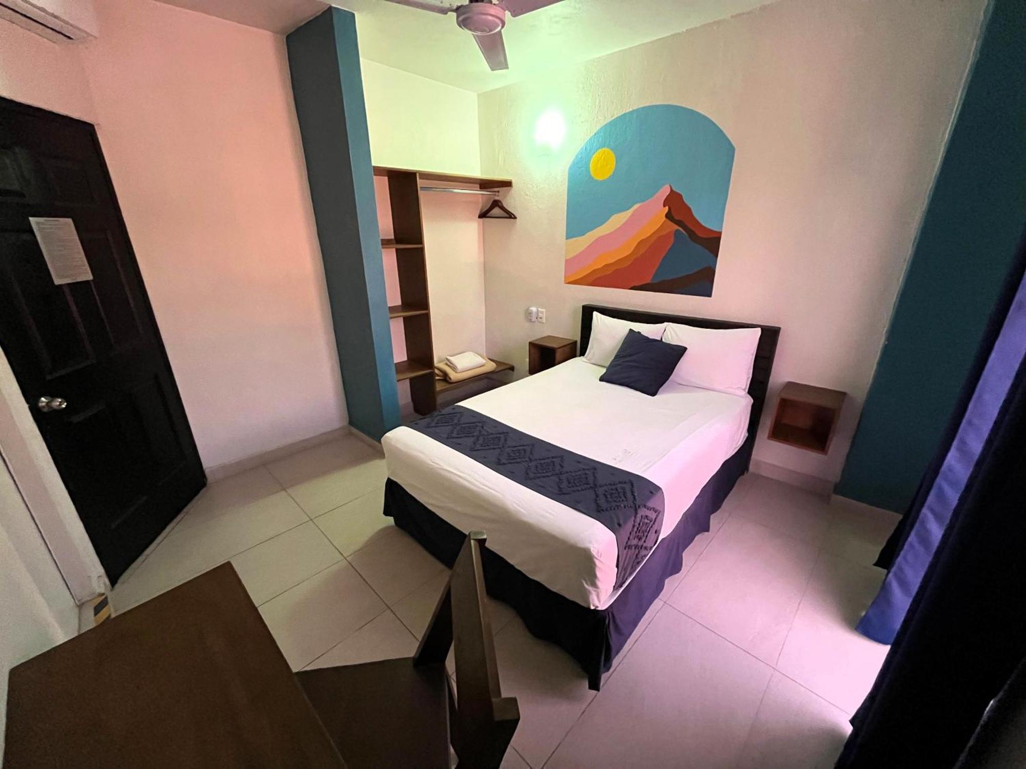 Hotel Juarez 70 Colima Extérieur photo